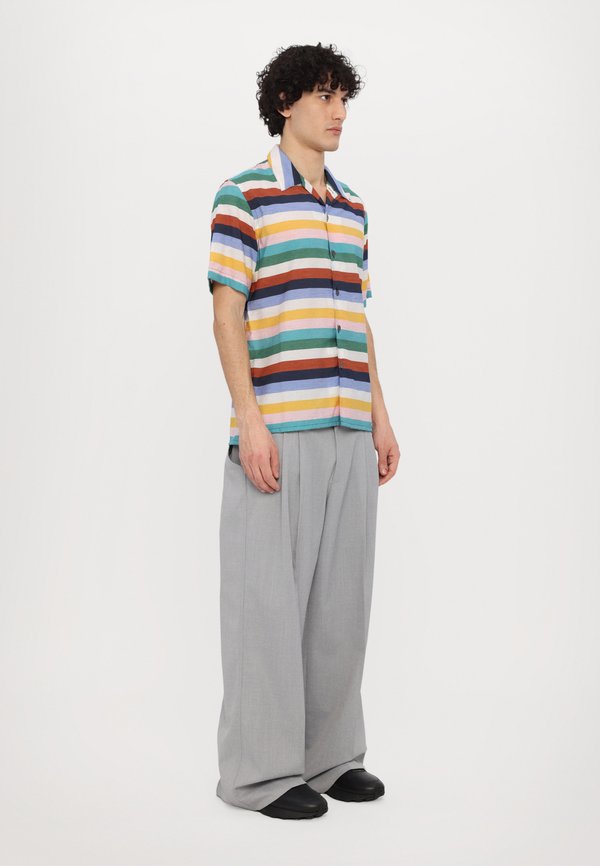 CASUAL  FIT SHIRT - Shirt3