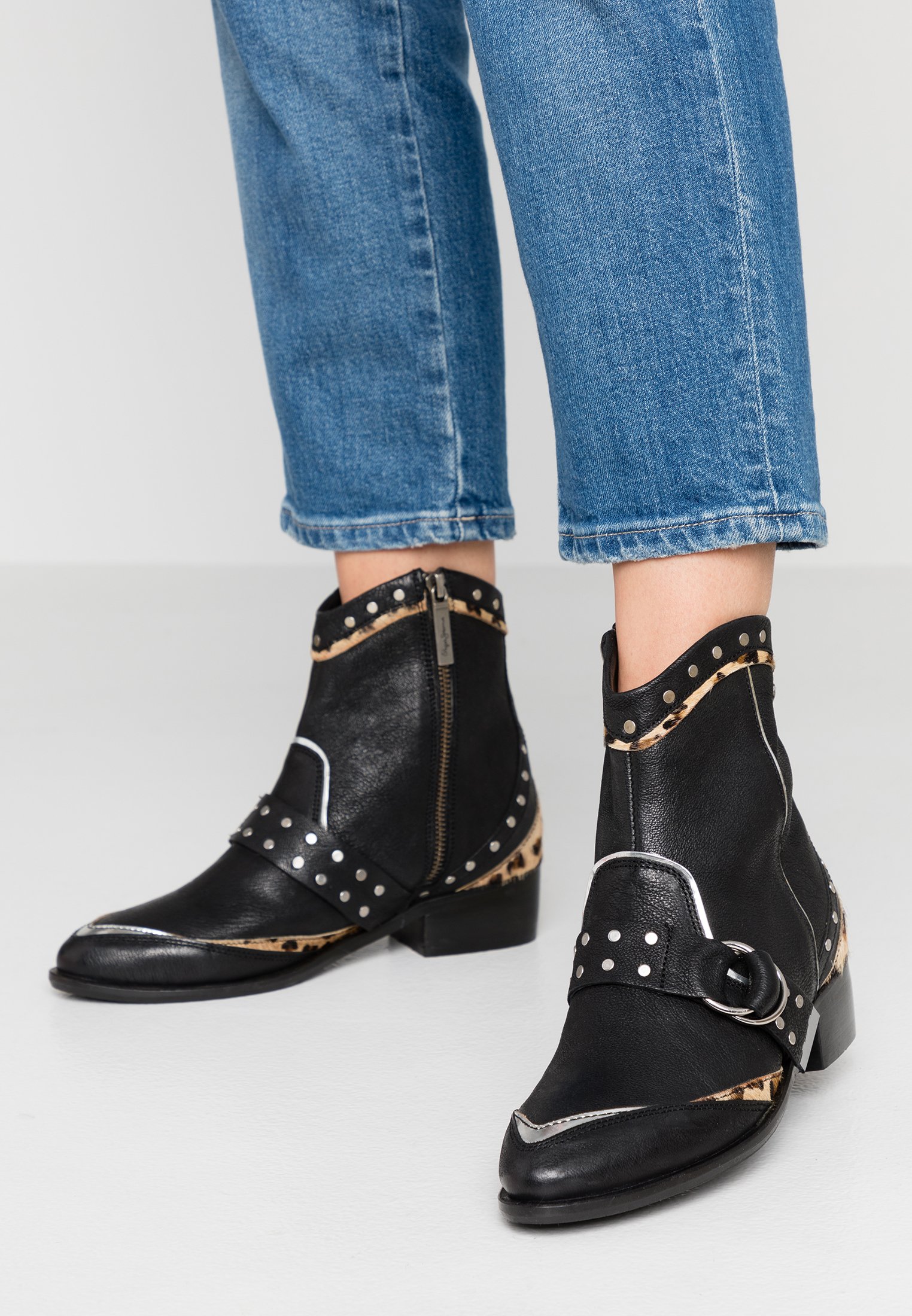 pepe jeans biker boots