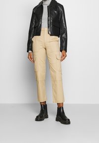 Vero Moda Sweter