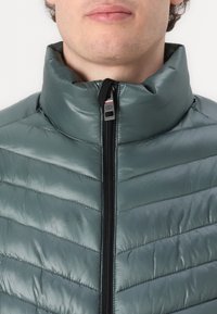 TOM TAILOR LIGHTWEIGHT JACKET - Lagana jakna - washed jasper green