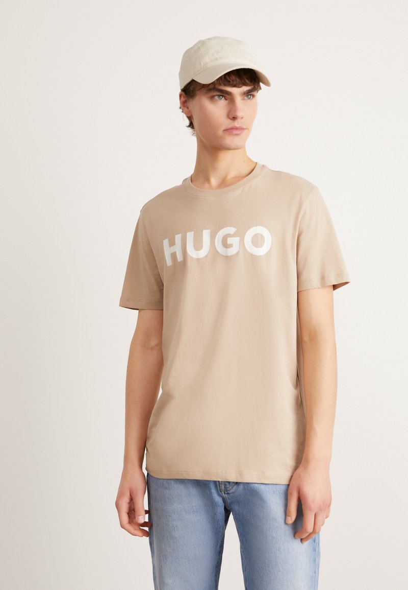 HUGO DULIVIO - Marškinėliai su spaudiniu - medium beige