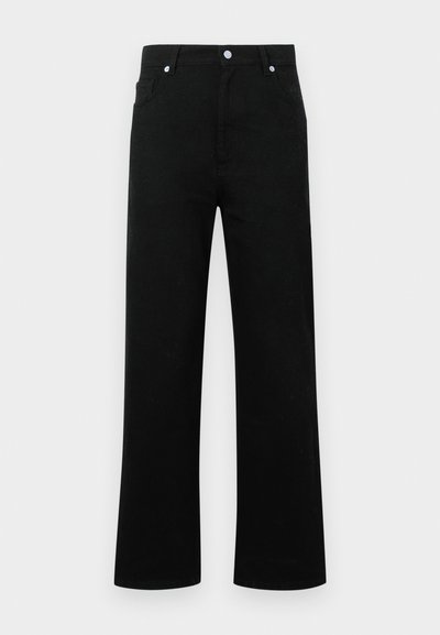 Čierne džínsové nohavice s vysokým pásom, rovný strih, dve predné vrecká, zapínanie na gombík a minimalistický dizajn.
