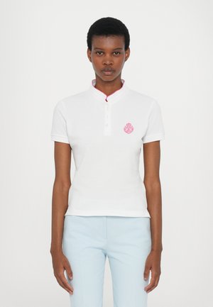 - Koszulka polo