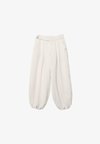 BALLOON TROUSERS WITH BUCKLE - Pantalon classique - beige