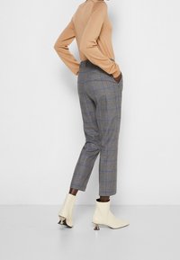 MAX&Co. Trousers - black