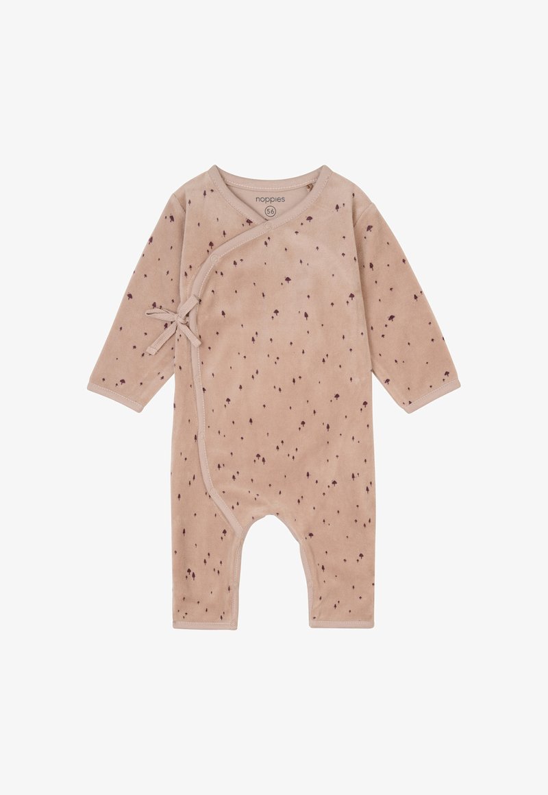 Beige babyspeelpakje van zachte stof, met een wikkelontwerp, lange mouwen en een verspreid patroon van kastanjebruine stippen. Inclusief drukknoopsluitingen.