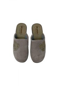 Mule in suede grigio con un motivo floreale decorativo in accenti d'oro e d'argento, dotate di una soletta imbottita e di un design aperto sul retro.