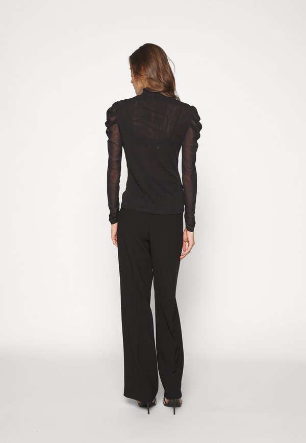 REMY - Long sleeved top2