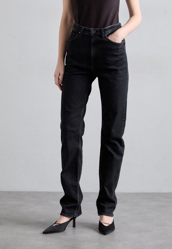 RIN - Straight leg jeans