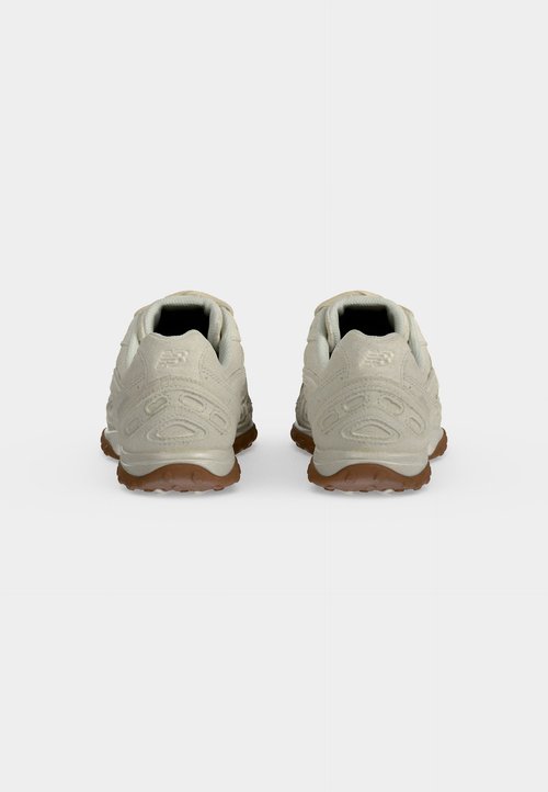 New Balance U204L UNISEX - Trainers - beige — foto 4