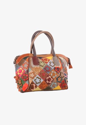 Mehrfarbige Patchwork-Handtasche mit zwei Griffen, verziert mit 3D-Blumenapplikationen in verschiedenen Farben und Ledertexturen.