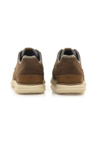 mtng Zapatillas - camel