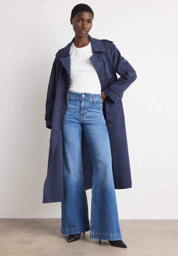 ROSALYA - Flared Jeans2