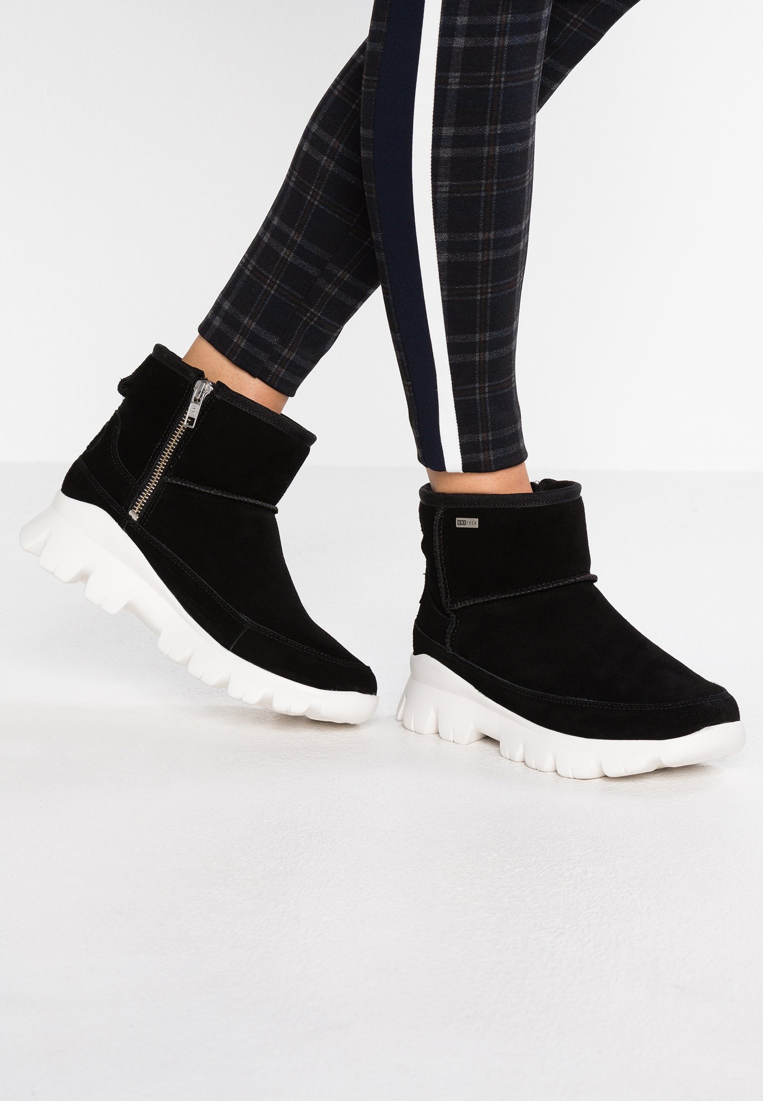 heron preston ugg