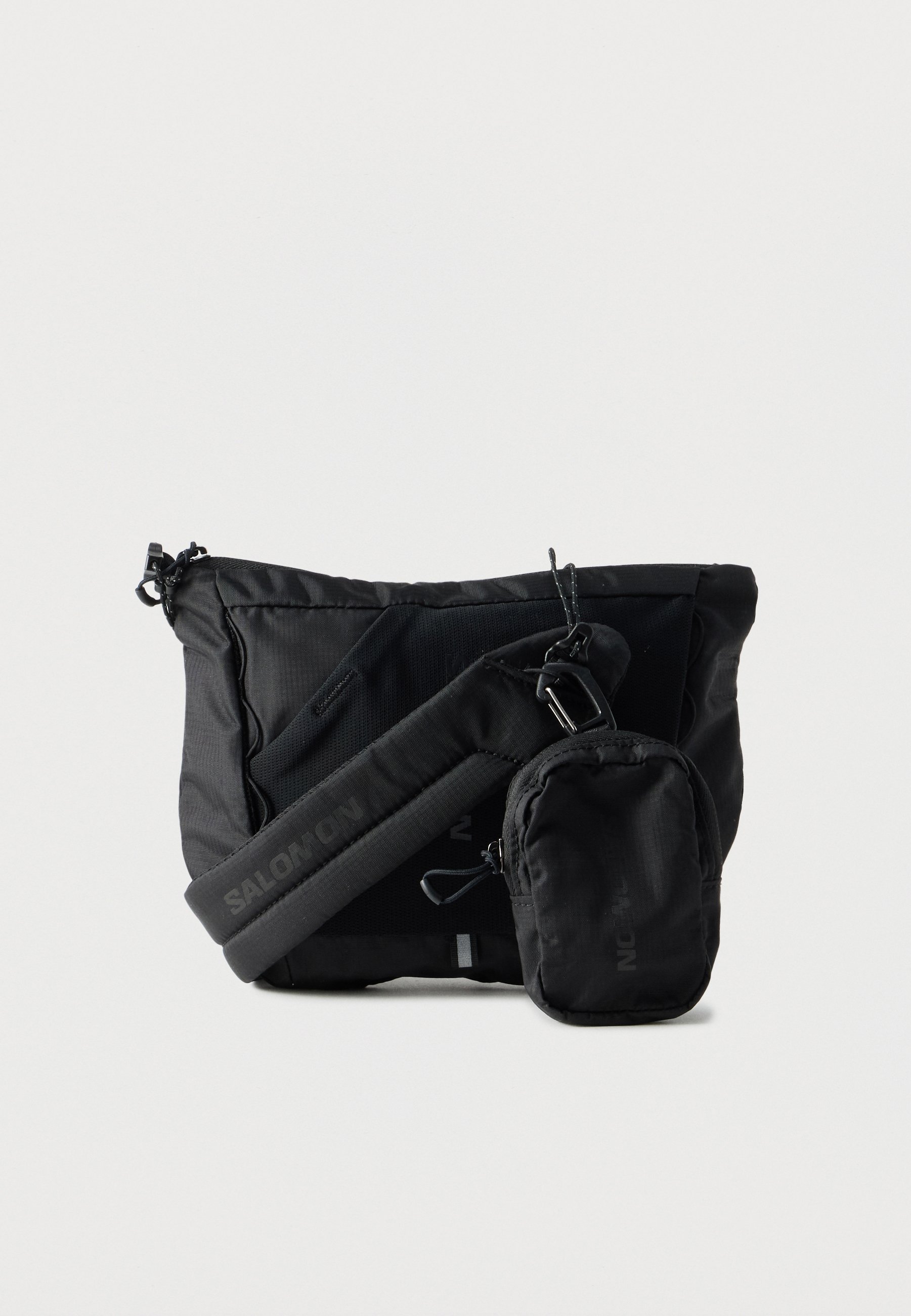 Salomon ACS REVISED UNISEX - Cross body bag - black - Zalando