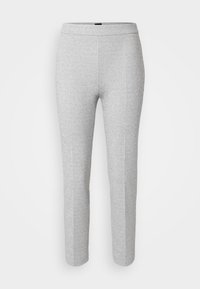 Jasnoszare, dopasowane spodnie o smukłym kroju z subtelnym wzorem jodełki, wyposażone w pas i przednią prasę.