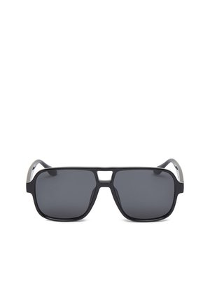 Schwarze rechteckige Sonnenbrille mit dicken Rahmen und dunklen Gläsern, mit einer kleinen Lücke oben in der Mitte des Stegs.
