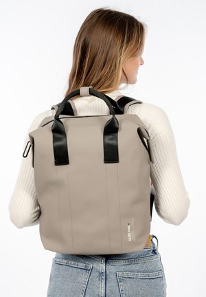 SURI FREY Sac à dos - taupe