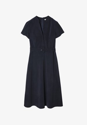 Tummansininen mekko lyhyillä hihoilla, vyötäröllä vyö ja pyöreä pääntie. Mekossa on piilotettu takavetoketju ja liehuva hameosa.