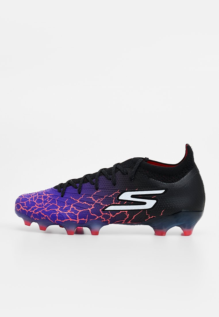 Botines de fútbol para terreno firme