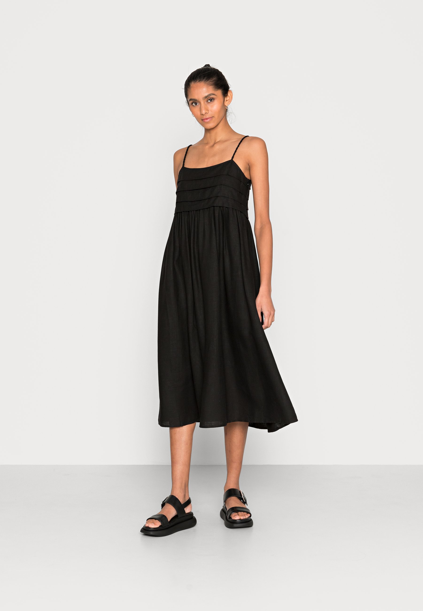Selected Femme GULIA MIDI STRAP DRESS 