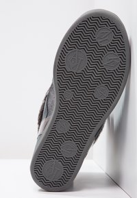 Armani Jeans Vysoké tenisky - anthracite