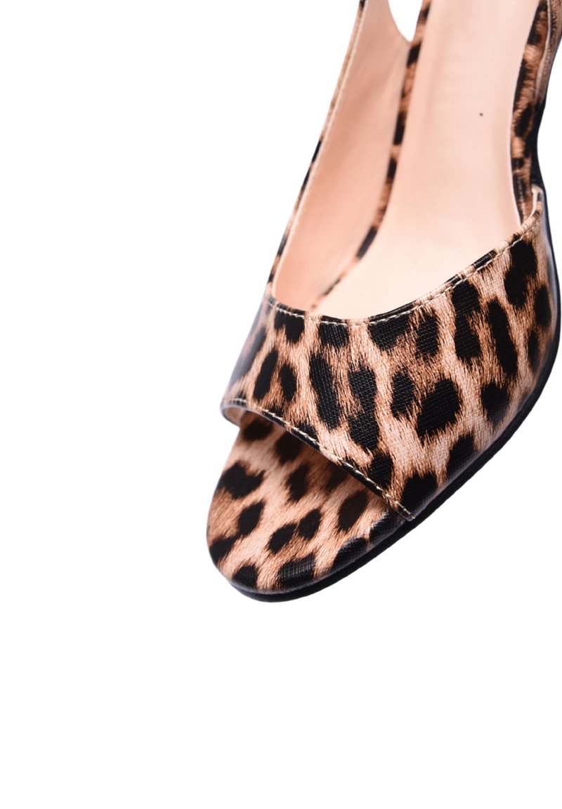 Ciabalù Sandali leopardato/multicolore