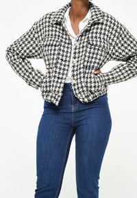 LolaLiza Summer jacket - black