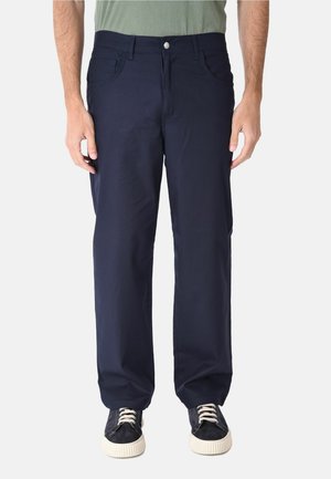 Ciabalù, PANTALONI RELAX FIT - Pantaloni - blu