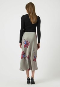 YAS YASPELLA MIDI SKIRT - Jupe trapèze - taupe gray