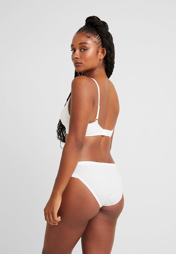 BODY MAKE UP SOFT TOUCH - Triangle bra - vanille2