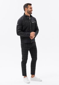 Ombre Mezisezónní bunda  - black