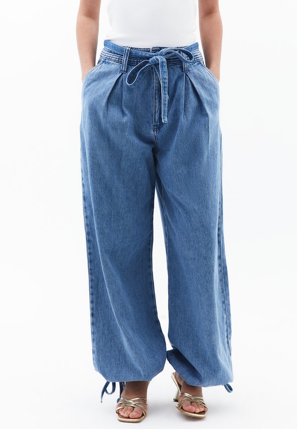 MIT BALLONSCHNITT - Jeans Relaxed Fit