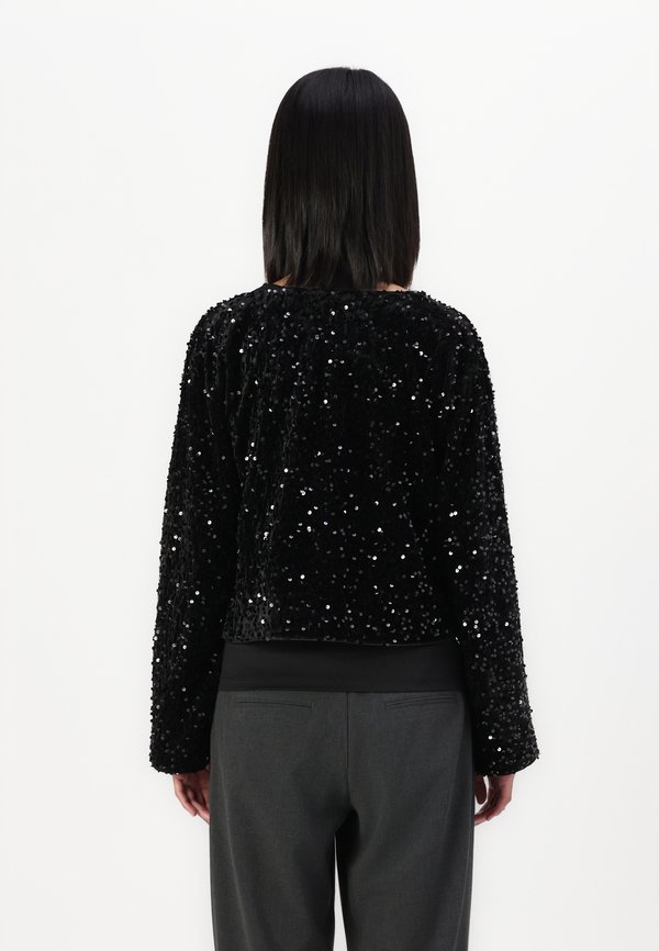 LINAYA JACKET - Light jacket2