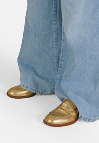Crickit ORLANDO - Scarpe senza lacci - gold