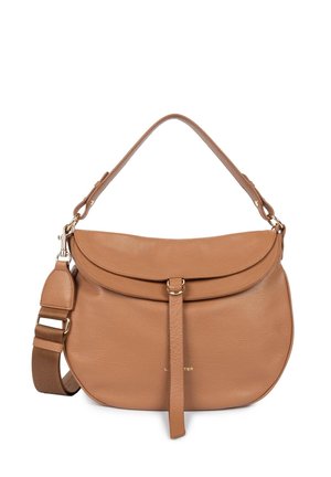 Borsa a spalla in pelle color cuoio con forma arrotondata, chiusura a pattina e dettaglio della tracolla frontale. Dispone di una tracolla rimovibile e hardware in tono oro.