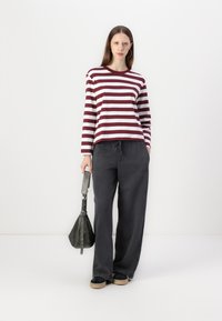 Selected Femme SLFESSENTIAL BOXY TEE  - Pitkähihainen paita - zinfandel