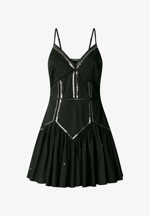 Schwarzes ärmelloses V-Ausschnitt-Kleid mit dünnen Trägern, tailliertem Schnitt und silbernen Paillettenverzierungen, die geometrische Muster bilden.