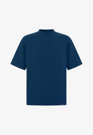 Marineblauw T-shirt met een hoge halslijn, korte mouwen en een comfortabele pasvorm. Gemaakt van een gladde, gestructureerde stof met een klein merkembleem detail.