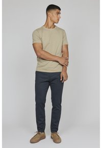 Matinique JERMALINK - Tricou basic - winter twig