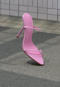 Δεν επιλέχθηκε, pink