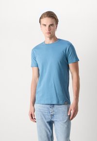 Mads Nørgaard THOR TEE - Tricou basic - captain`s blue