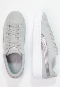 Puma Sneakers - grey