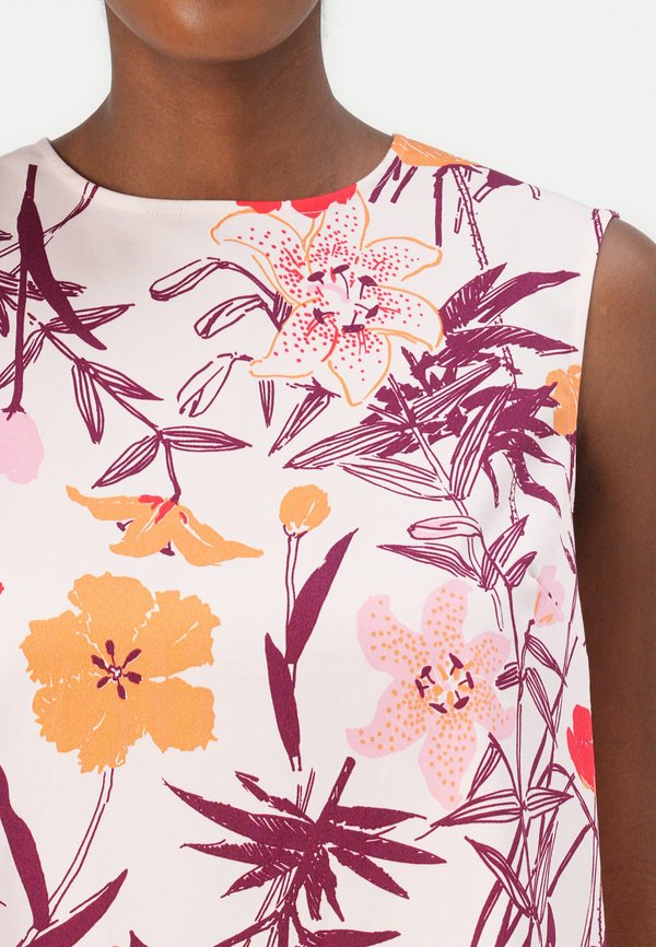 PALATSI PERENNA - Day dress3