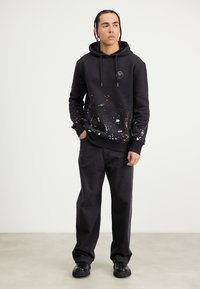 Carlo Colucci HOODIE - Sweatshirt - black