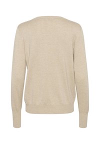 Beige pulóver laza fazonnal, hosszú ujjakkal és széles nyakkivágással. Puha tapintású és finom kötött mintázatú. Nincs látható fém kiegészítő vagy díszítés.