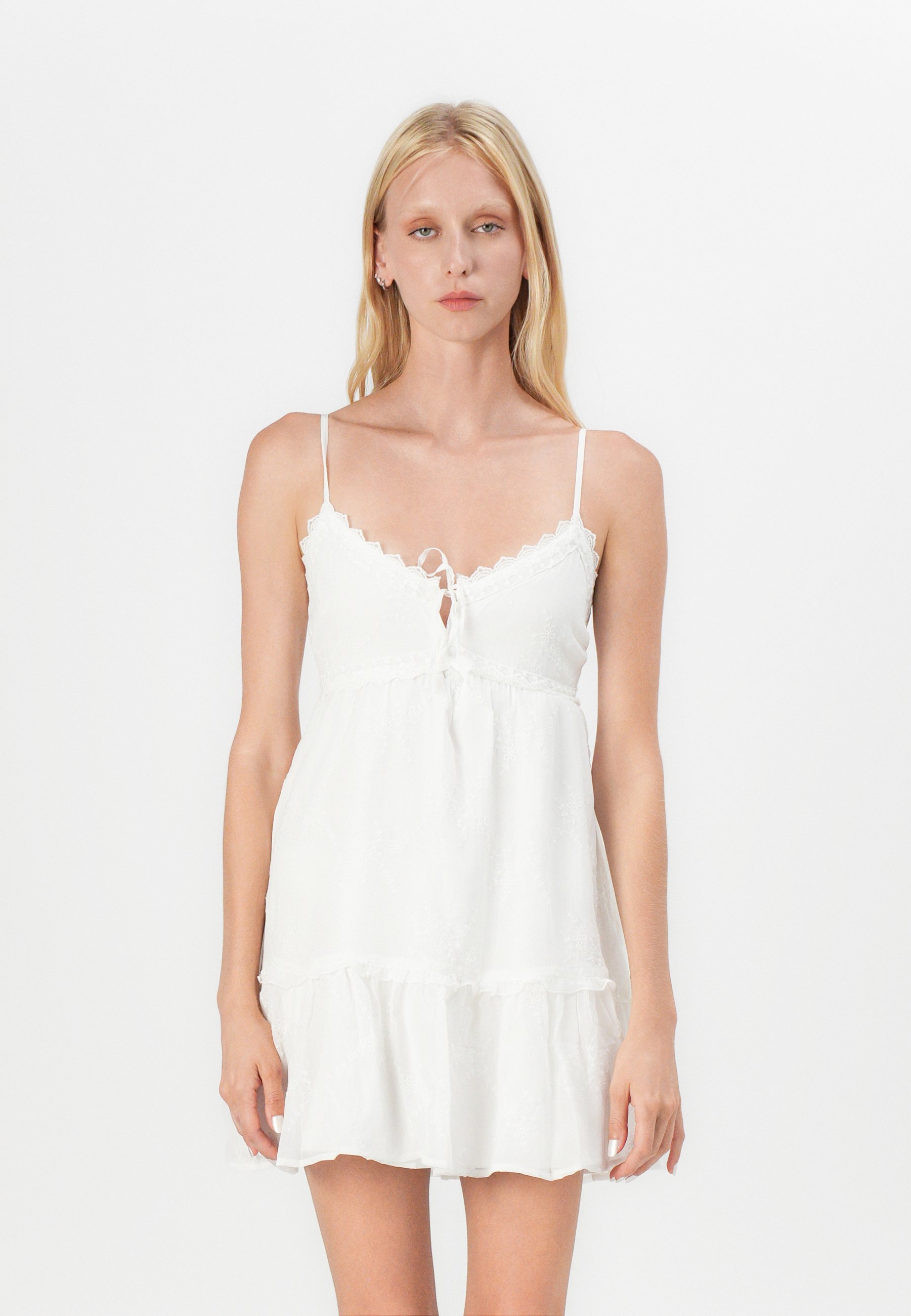 Hollister Co. BARE FESTIVAL TEXTURE - Day dress - white - Zalando.ie
