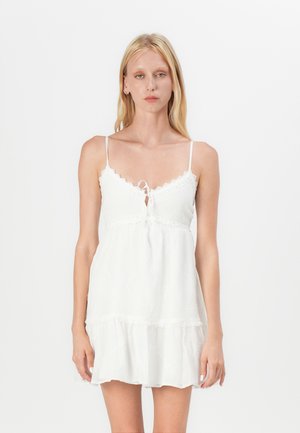 BARE FESTIVAL TEXTURE - Robe de jour - white