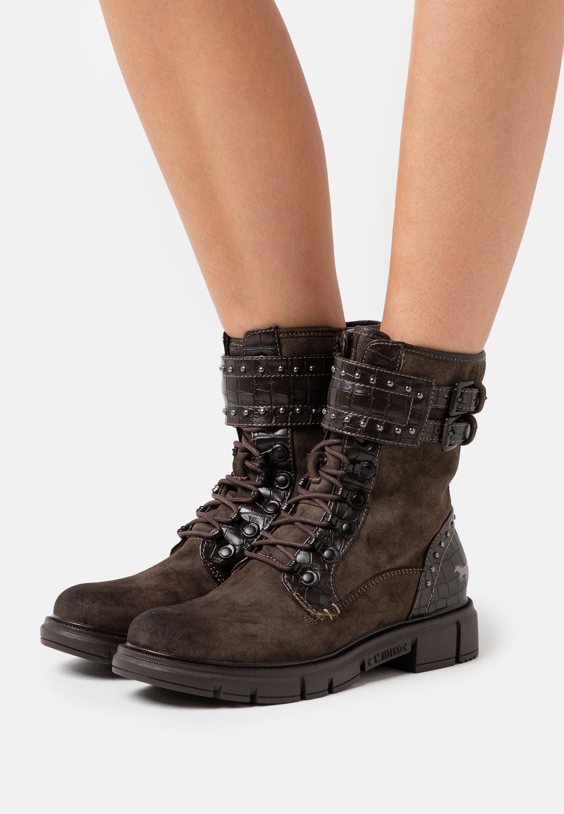 mustang lace up ankle boots