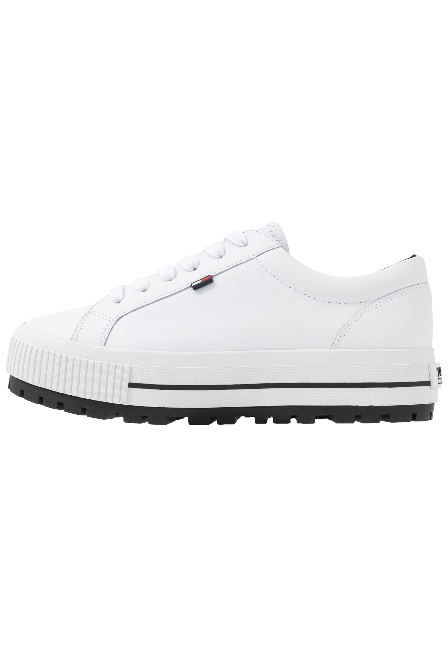 tommy hilfiger cleated sneaker